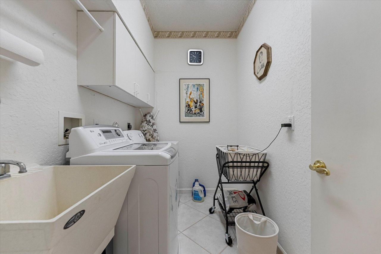 4663 Carlton Golf Drive, Lake Worth, FL 33449 Photo
