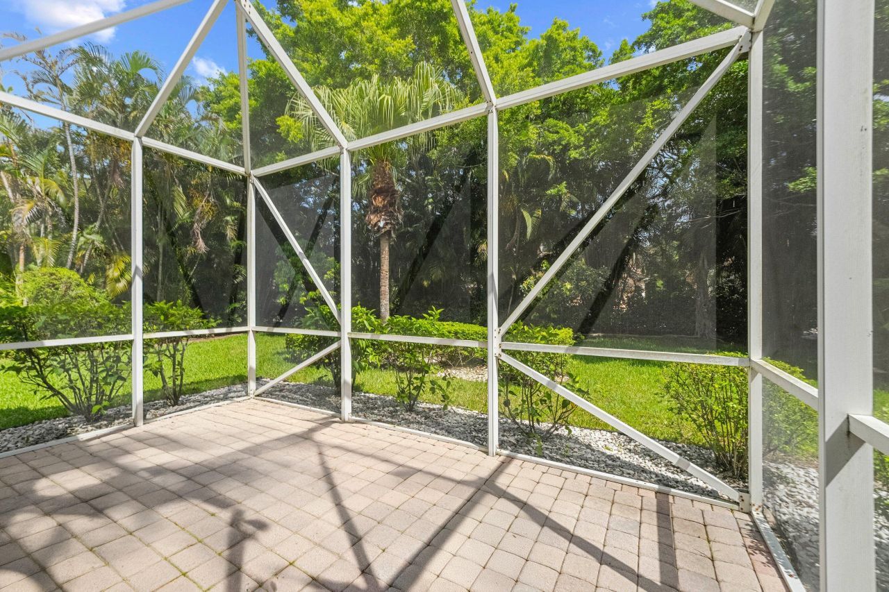 4663 Carlton Golf Drive, Lake Worth, FL 33449 Photo