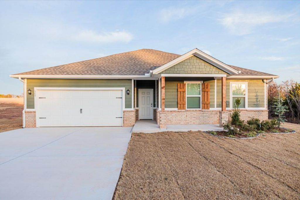 309 Wrangler Pass, Stillwater, OK 74075 Main Photo