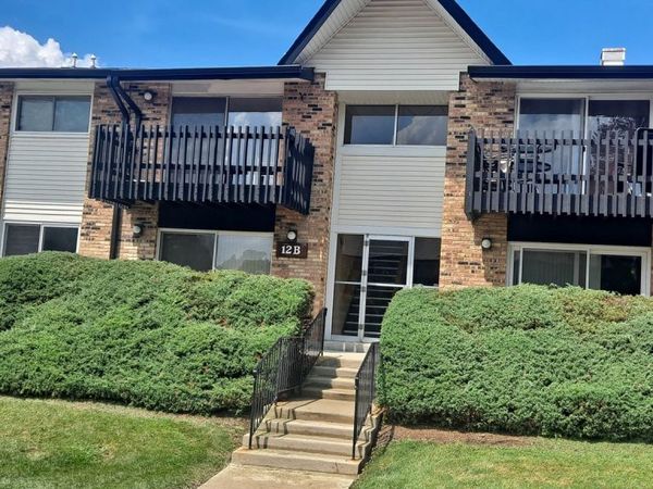 12B Kingery Quarter Road, Unit 108, Willowbrook, IL 60527