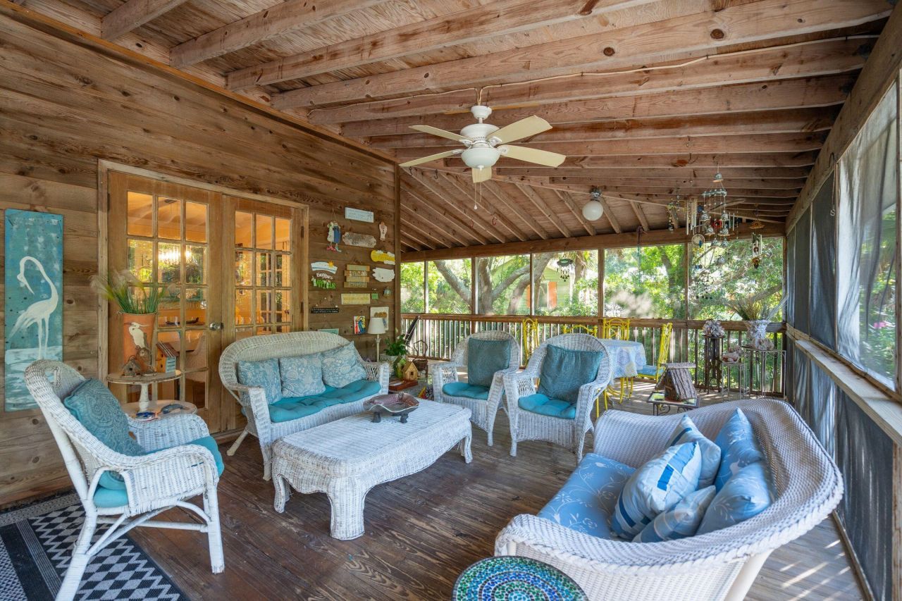 2820 Ion Avenue Photo 15