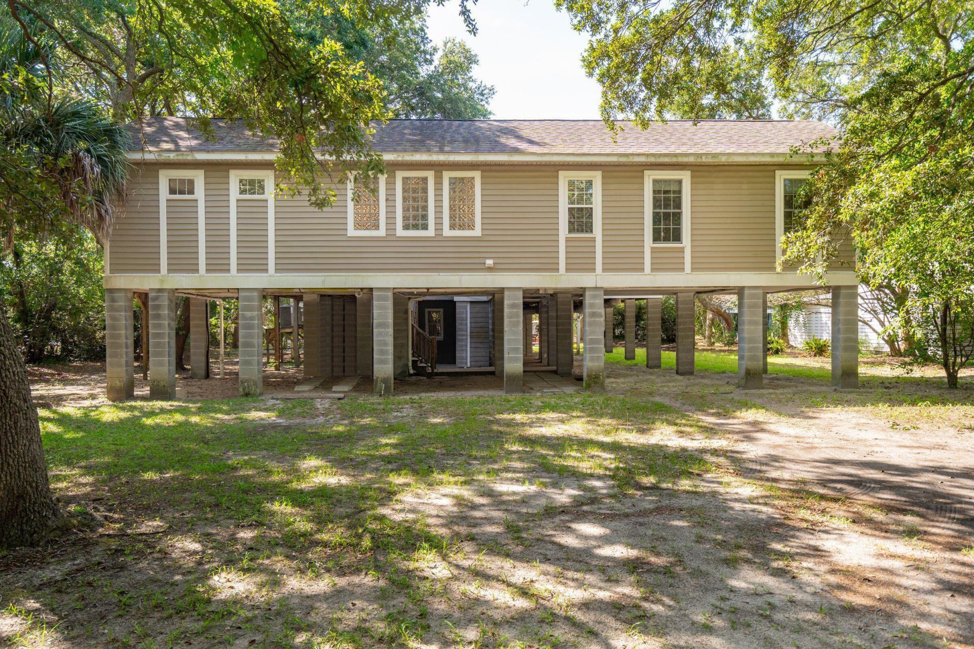 2820 Ion Avenue Photo 17