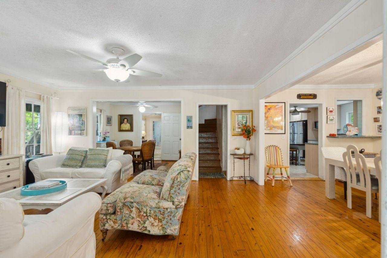 2820 Ion Avenue Photo 27