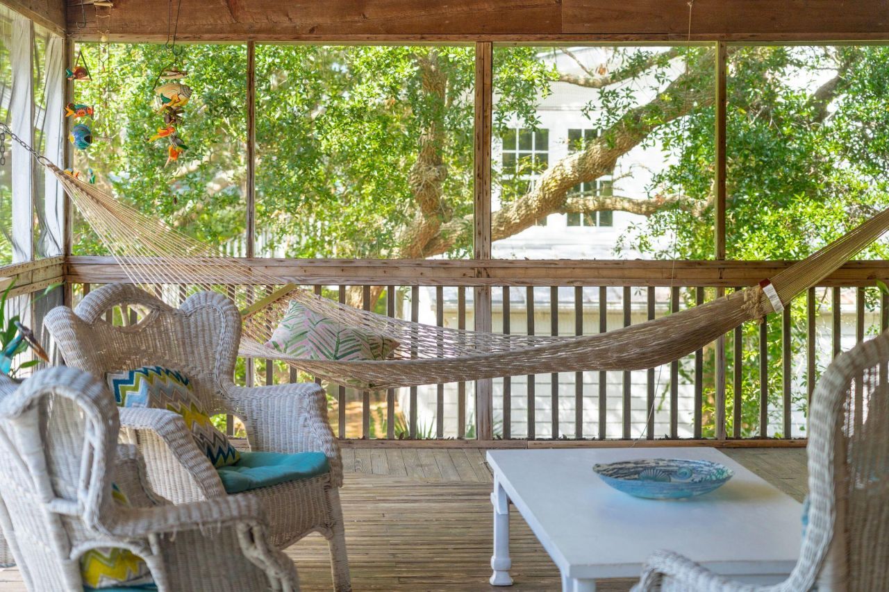 2820 Ion Avenue Photo 34