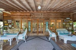 2820 Ion Avenue photo 4