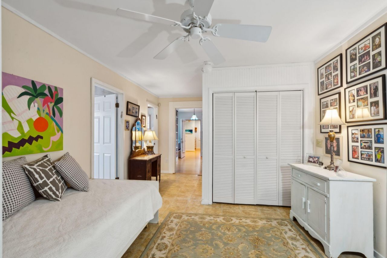 2820 Ion Avenue Photo 44