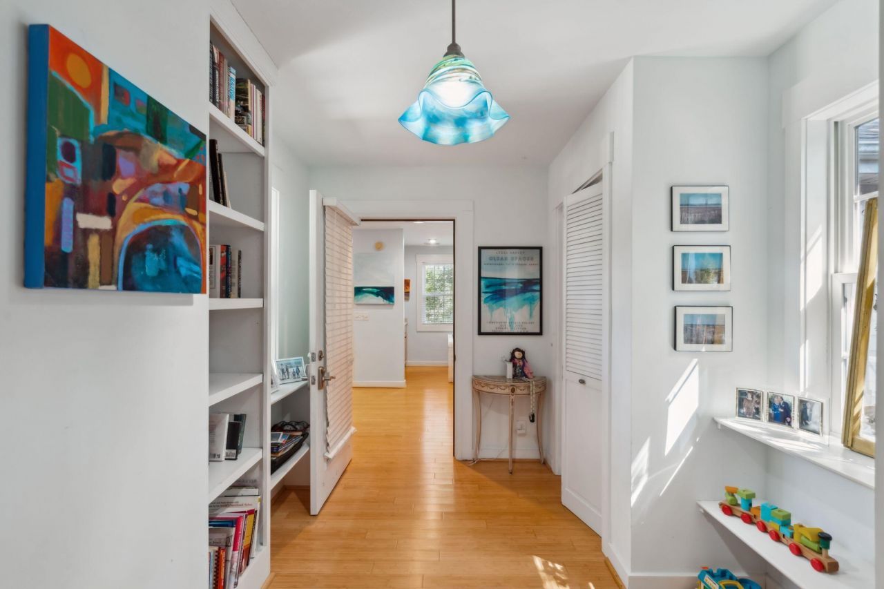 2820 Ion Avenue Photo 45