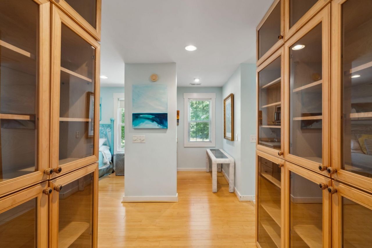 2820 Ion Avenue Photo 48