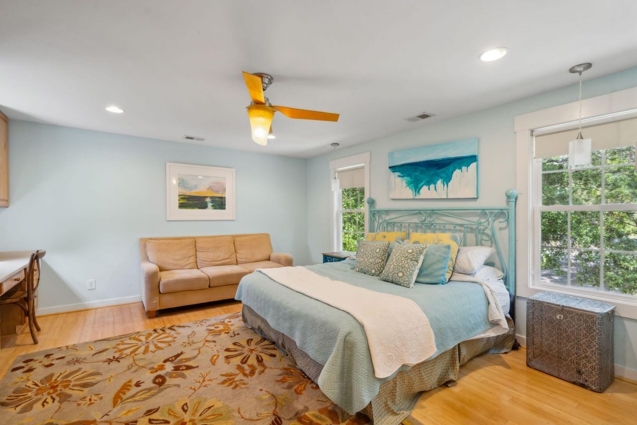 2820 Ion Avenue Photo 49