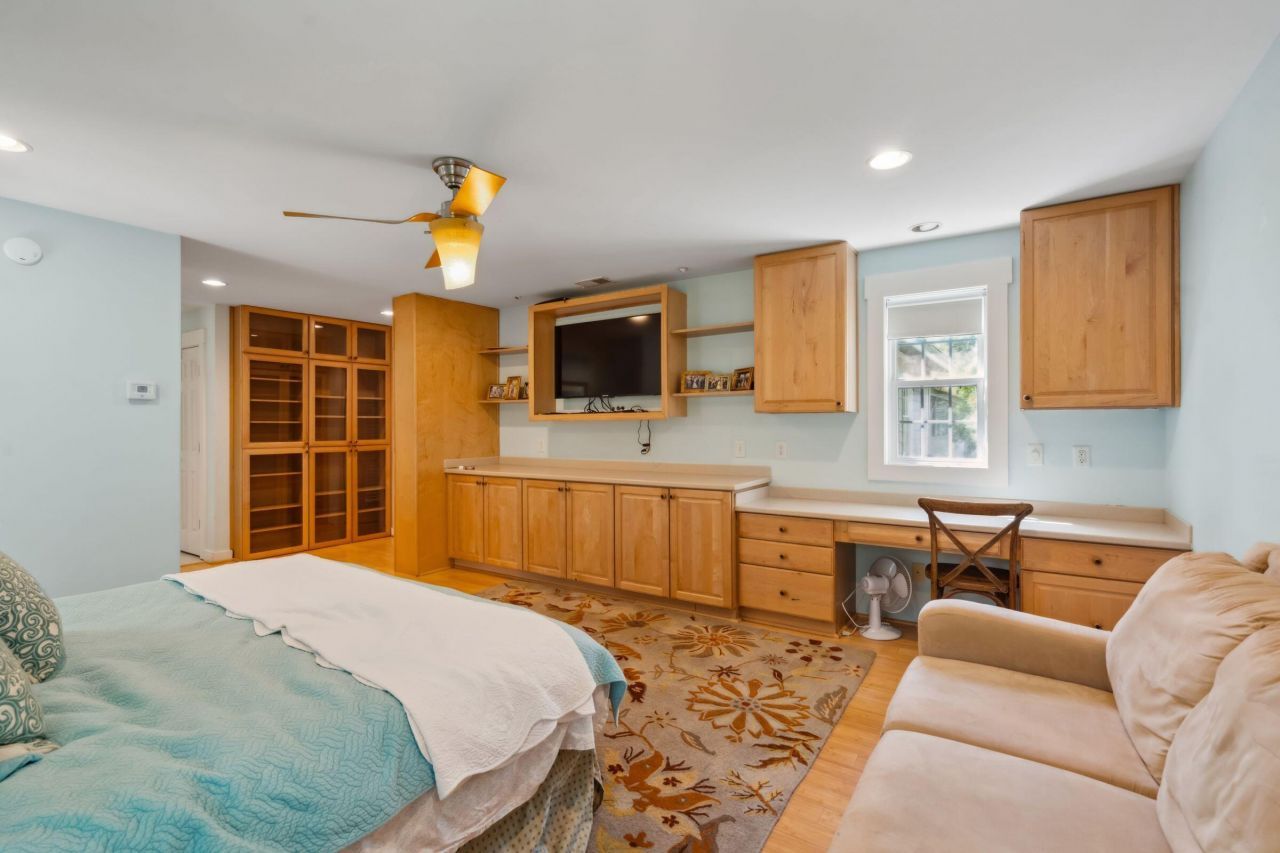 2820 Ion Avenue Photo 52