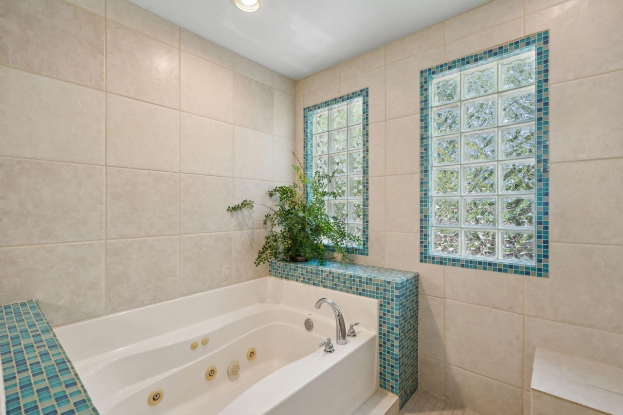 2820 Ion Avenue Photo 61