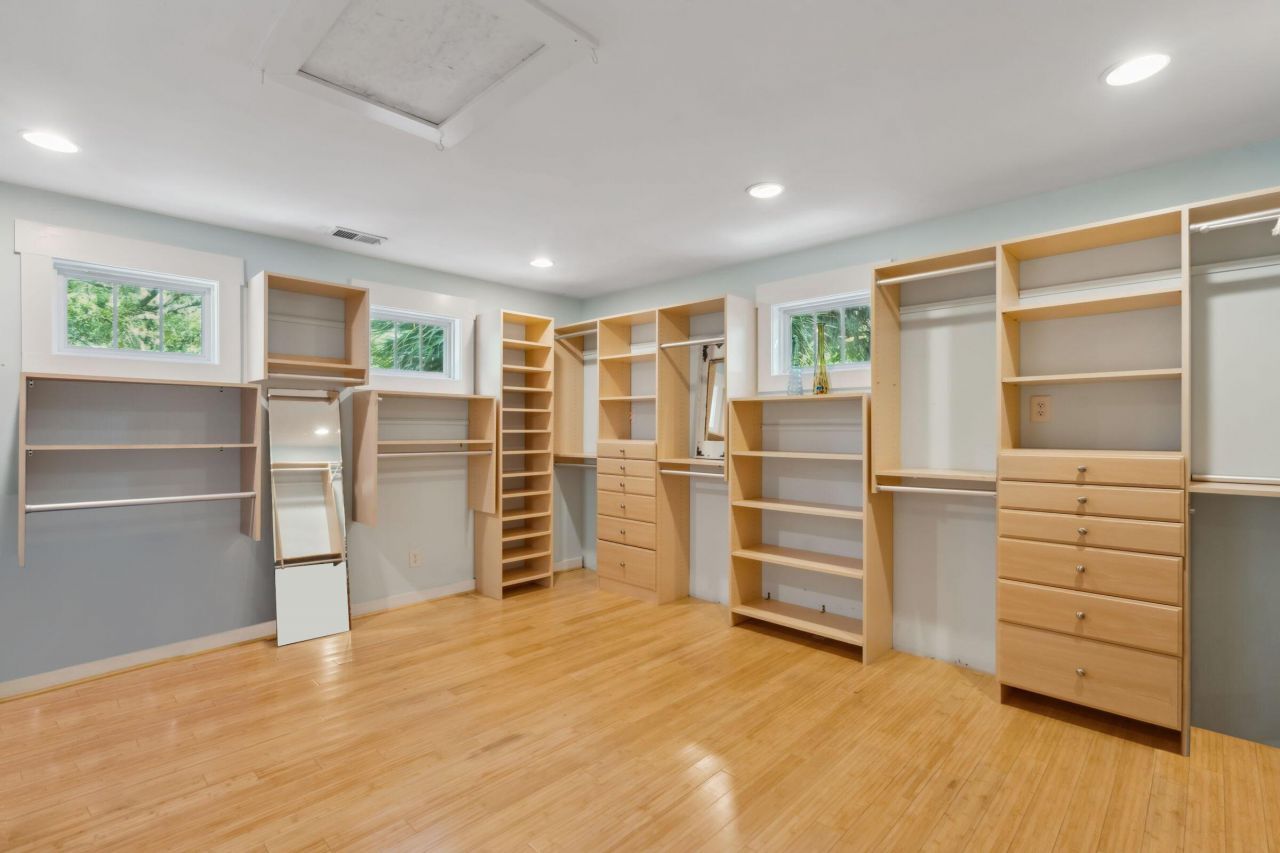 2820 Ion Avenue Photo 63