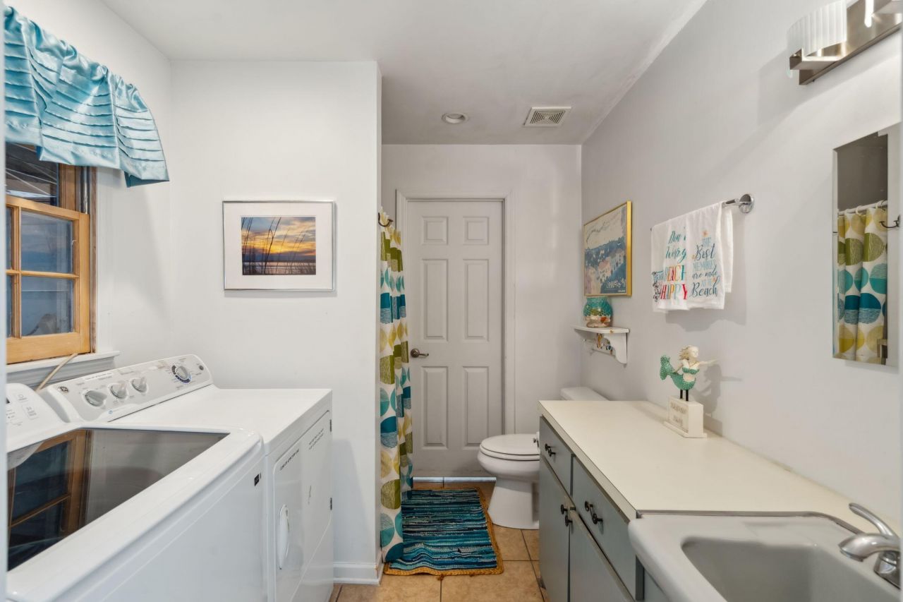 2820 Ion Avenue Photo 66