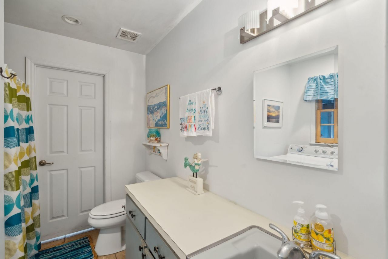 2820 Ion Avenue Photo 67