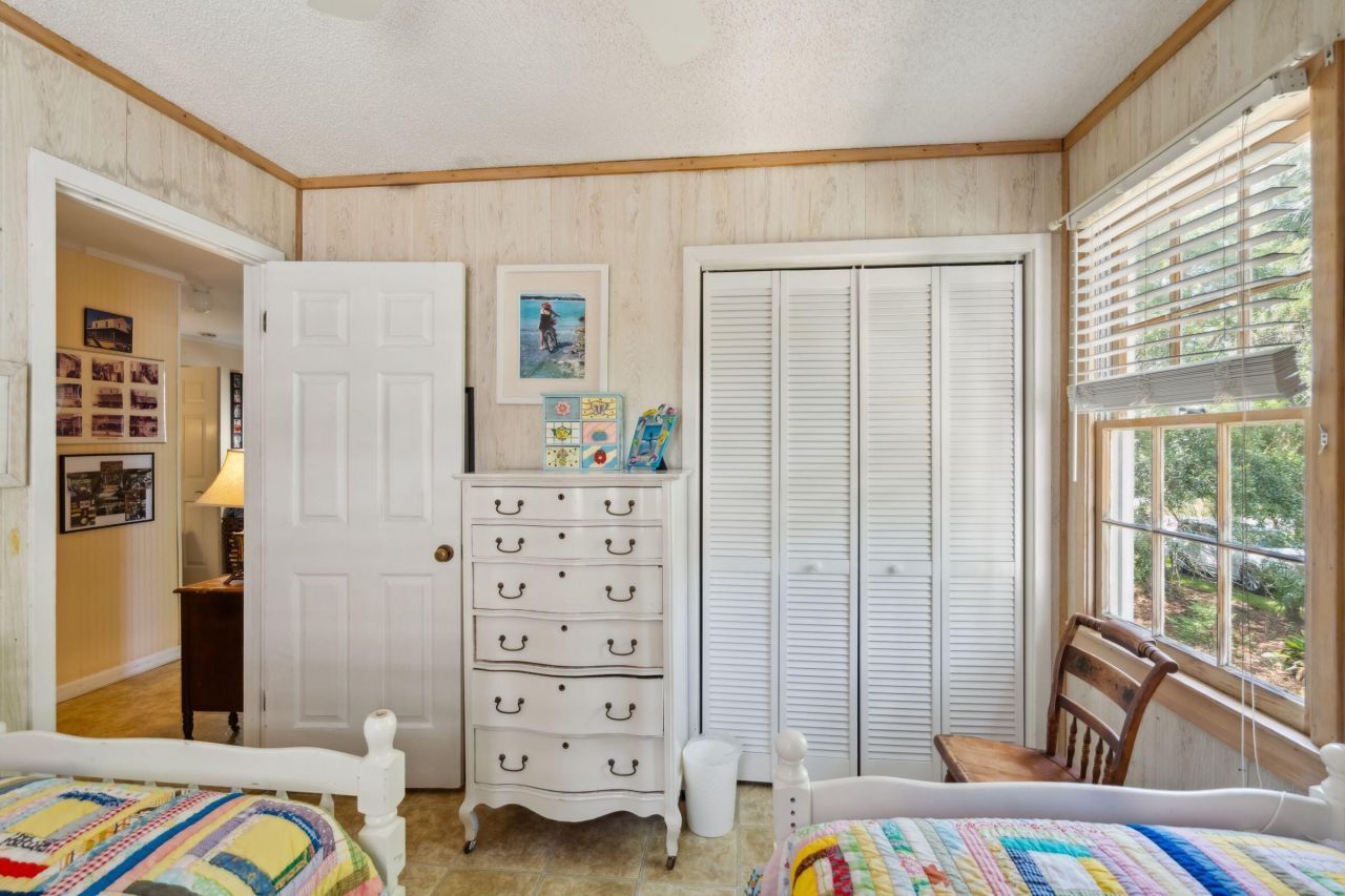 2820 Ion Avenue Photo 71