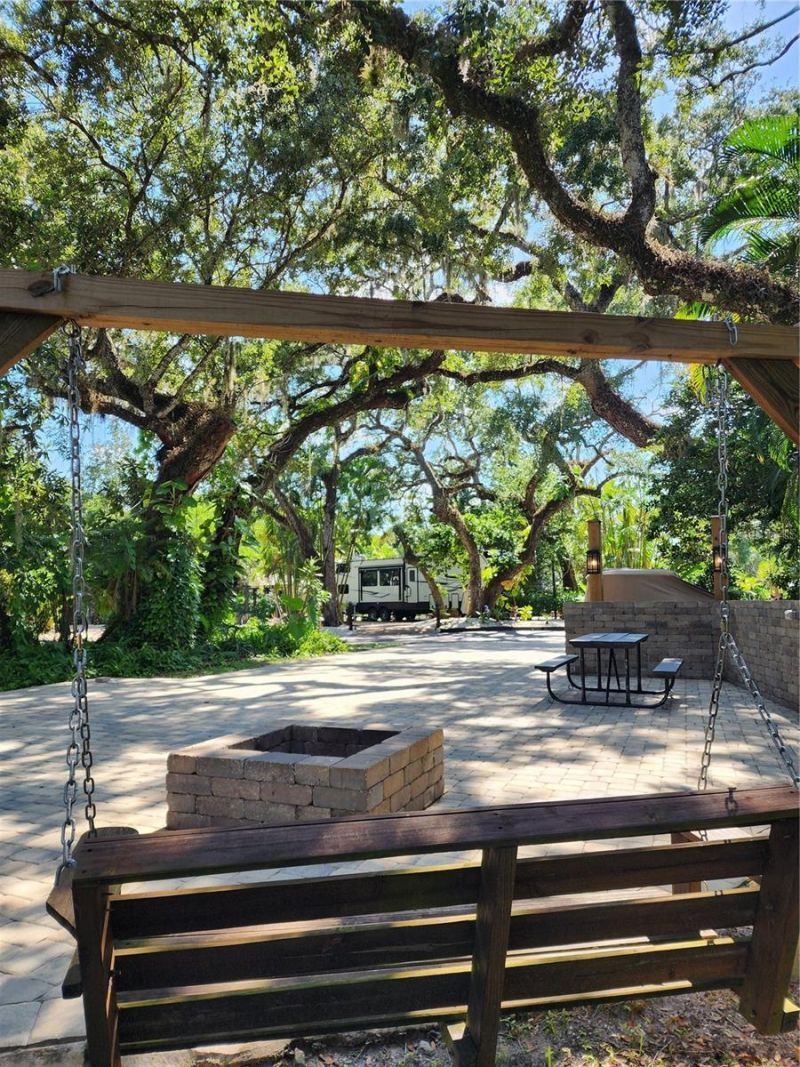 316 Roan (gator Alley) Road, River Ranch, FL 33867 Photo