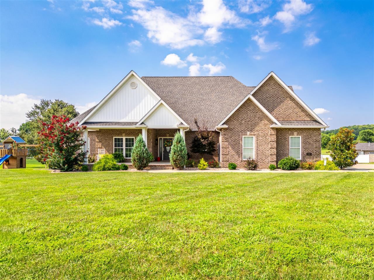 110 Iroquois Circle, Russellville, KY 42276 Main Photo