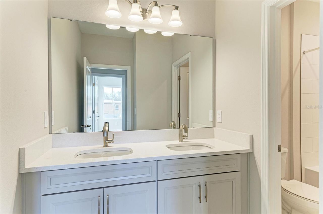 4624 Cedar Fog Ct Drive, Valrico, FL 33596 Photo