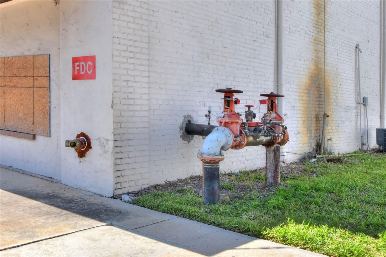 206 Pilaklakaha Avenue, Auburndale, FL 33823 Photo