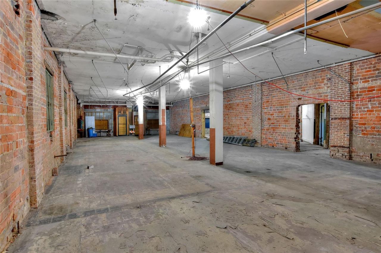 206 Pilaklakaha Avenue, Auburndale, FL 33823 Photo