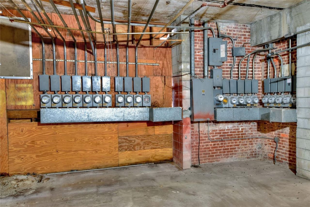 206 Pilaklakaha Avenue, Auburndale, FL 33823 Photo