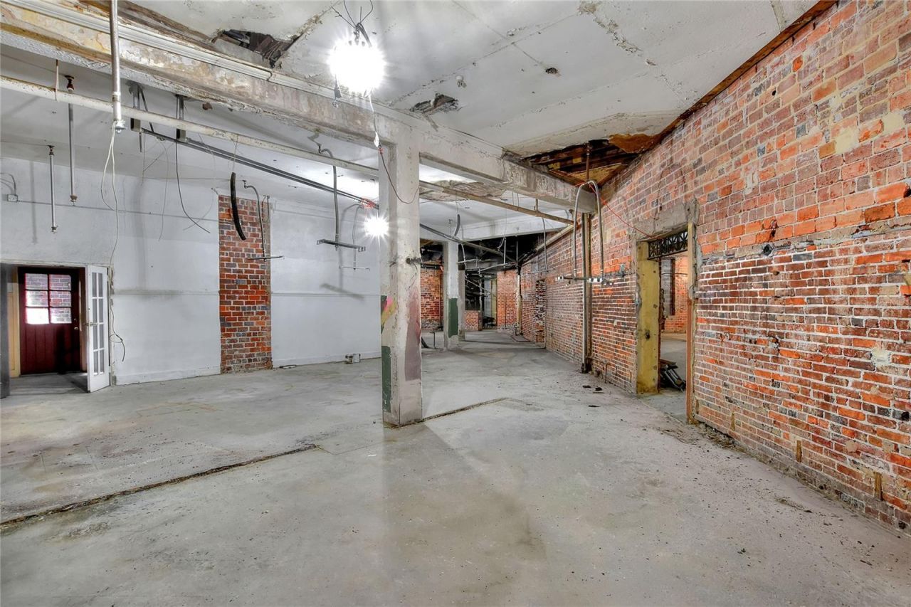 206 Pilaklakaha Avenue, Auburndale, FL 33823 Photo