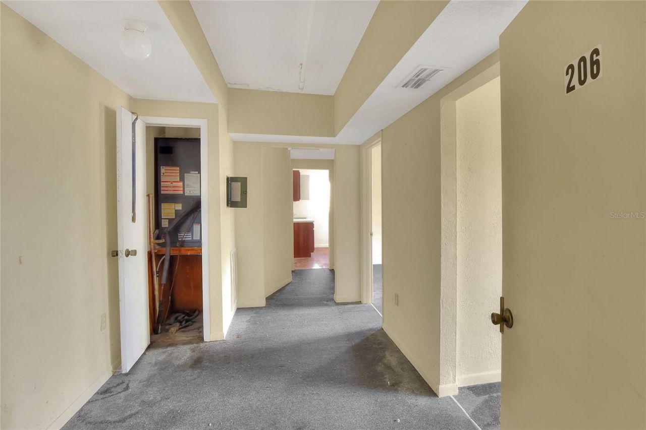 206 Pilaklakaha Avenue, Auburndale, FL 33823 Photo