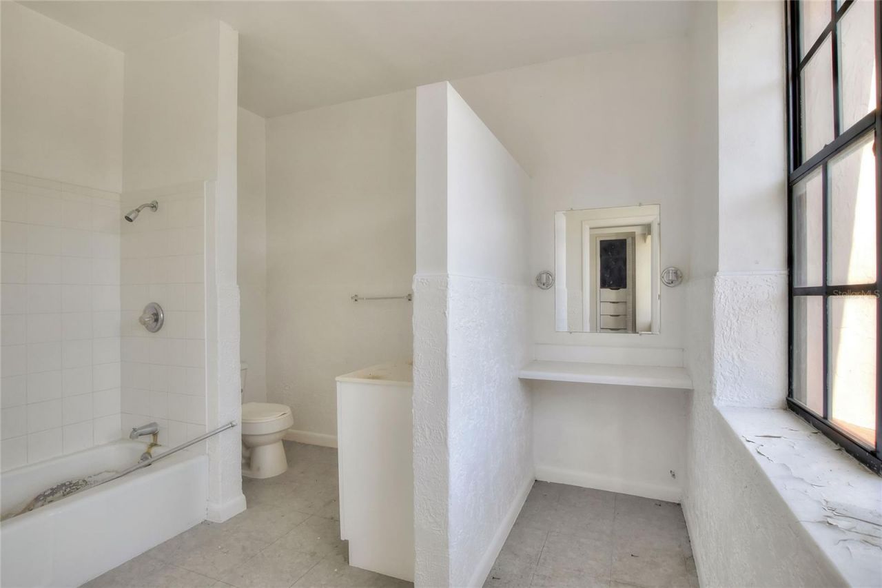 206 Pilaklakaha Avenue, Auburndale, FL 33823 Photo