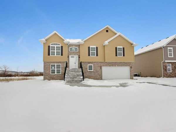 8241 Dylan Drive, Merrillville, IN 46410