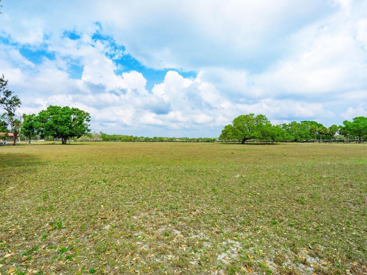 600 N Jackson Road, Venice, FL 34292 Photo