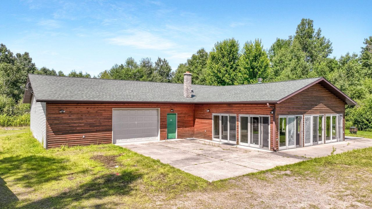 W3828 Walrath Road, Glen Flora, WI 54526