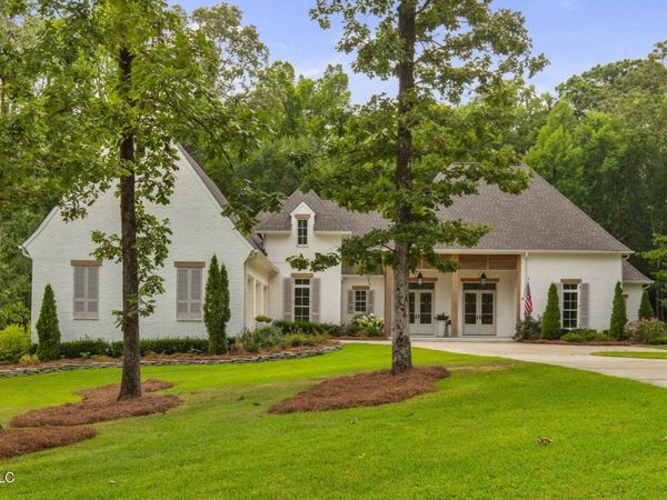 309 Moonlight Hollow, Flora, MS 39071