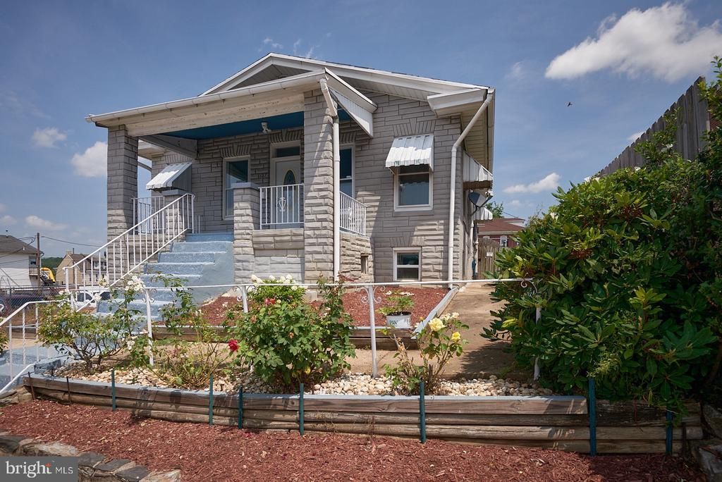 127 Angelica Street, Reading, PA 19611 Main Photo