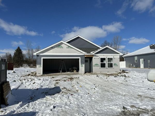 2008 Green Acres Drive, Adrian, MI 49221