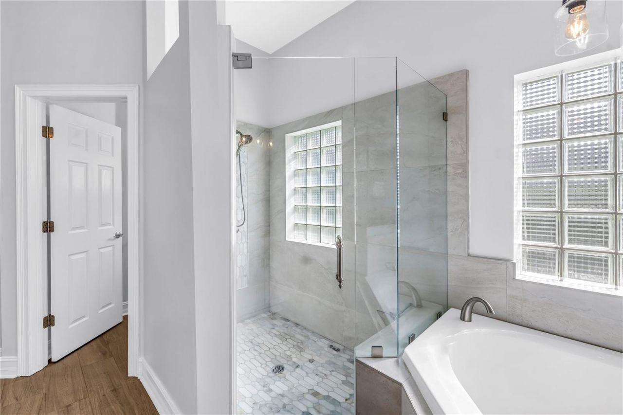 9980 Sago Point Drive, Seminole, FL 33777 Photo