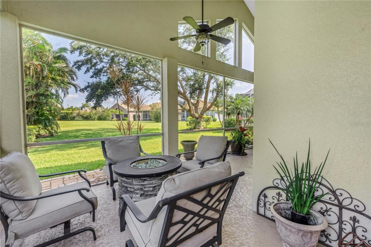 9980 Sago Point Drive, Seminole, FL 33777 Photo