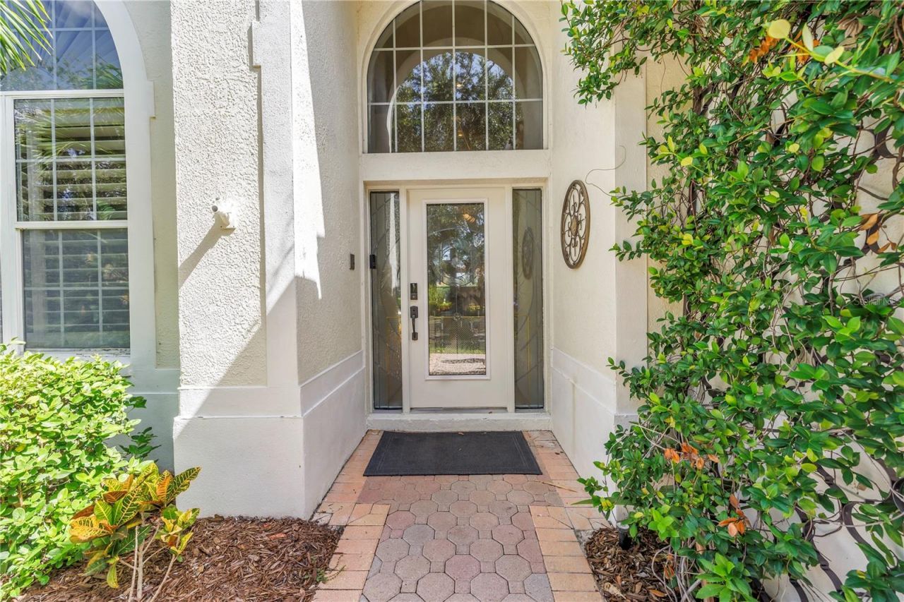 9980 Sago Point Drive, Seminole, FL 33777 Photo