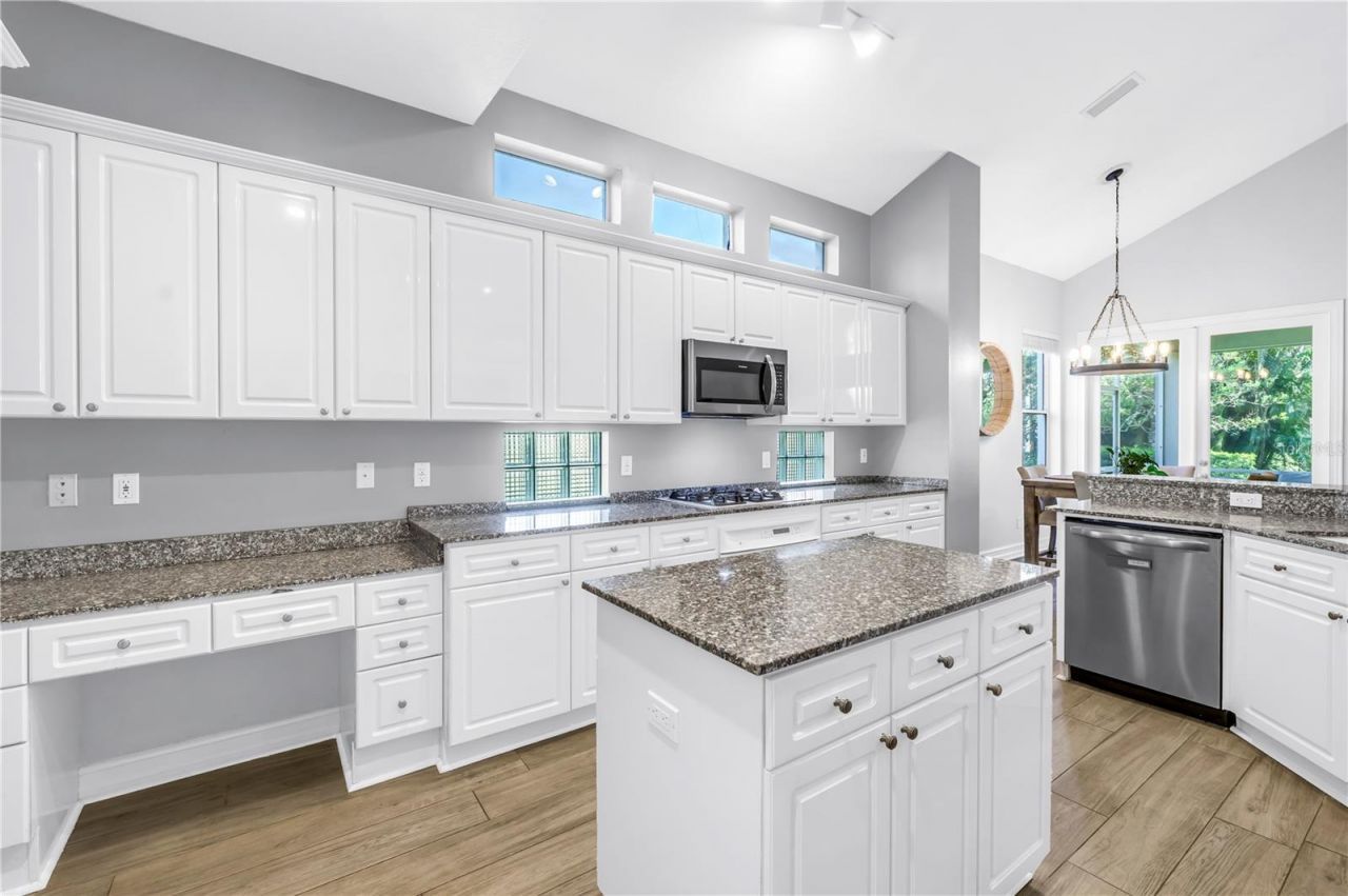 9980 Sago Point Drive, Seminole, FL 33777 Photo