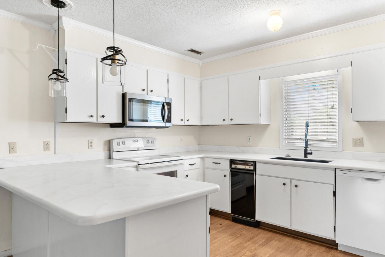 3 Andre Michaux Road Photo 11