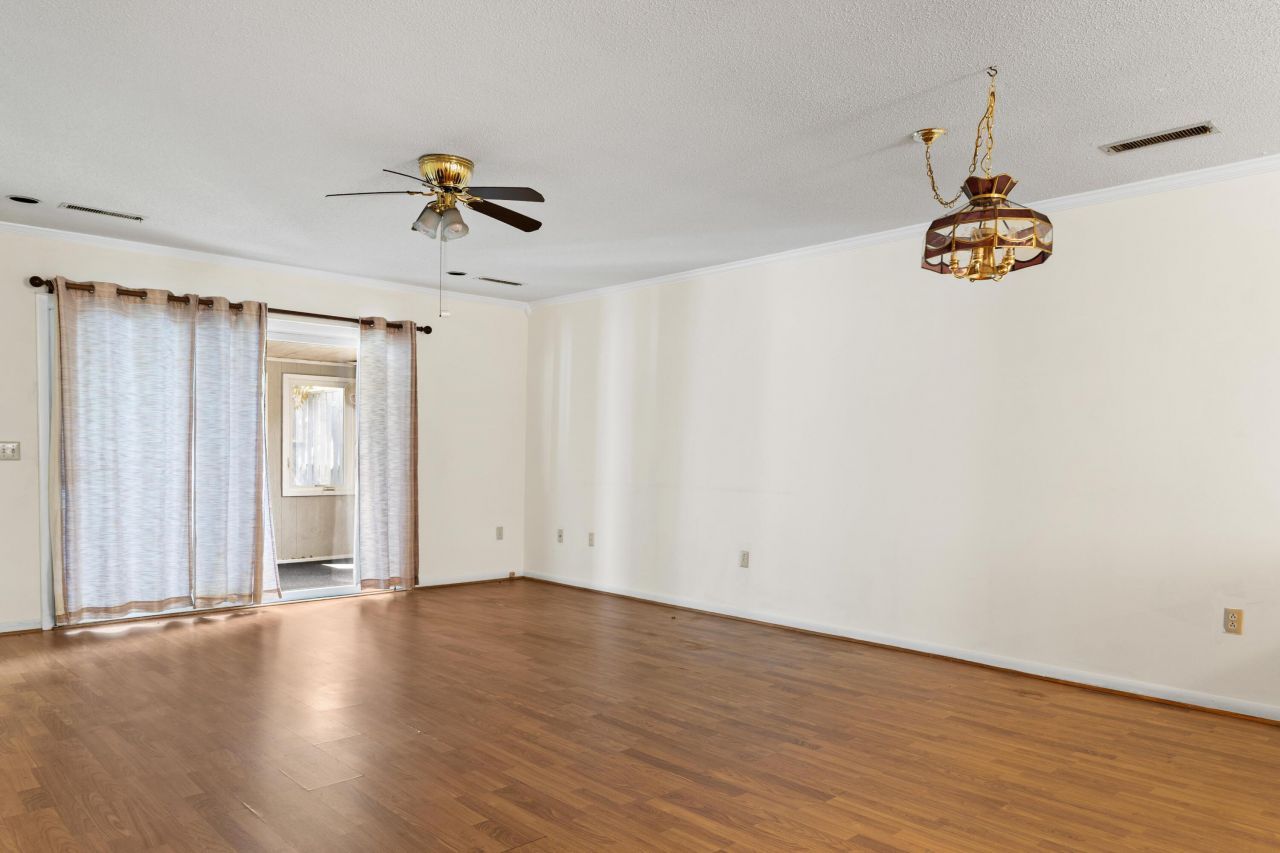 3 Andre Michaux Road Photo 14