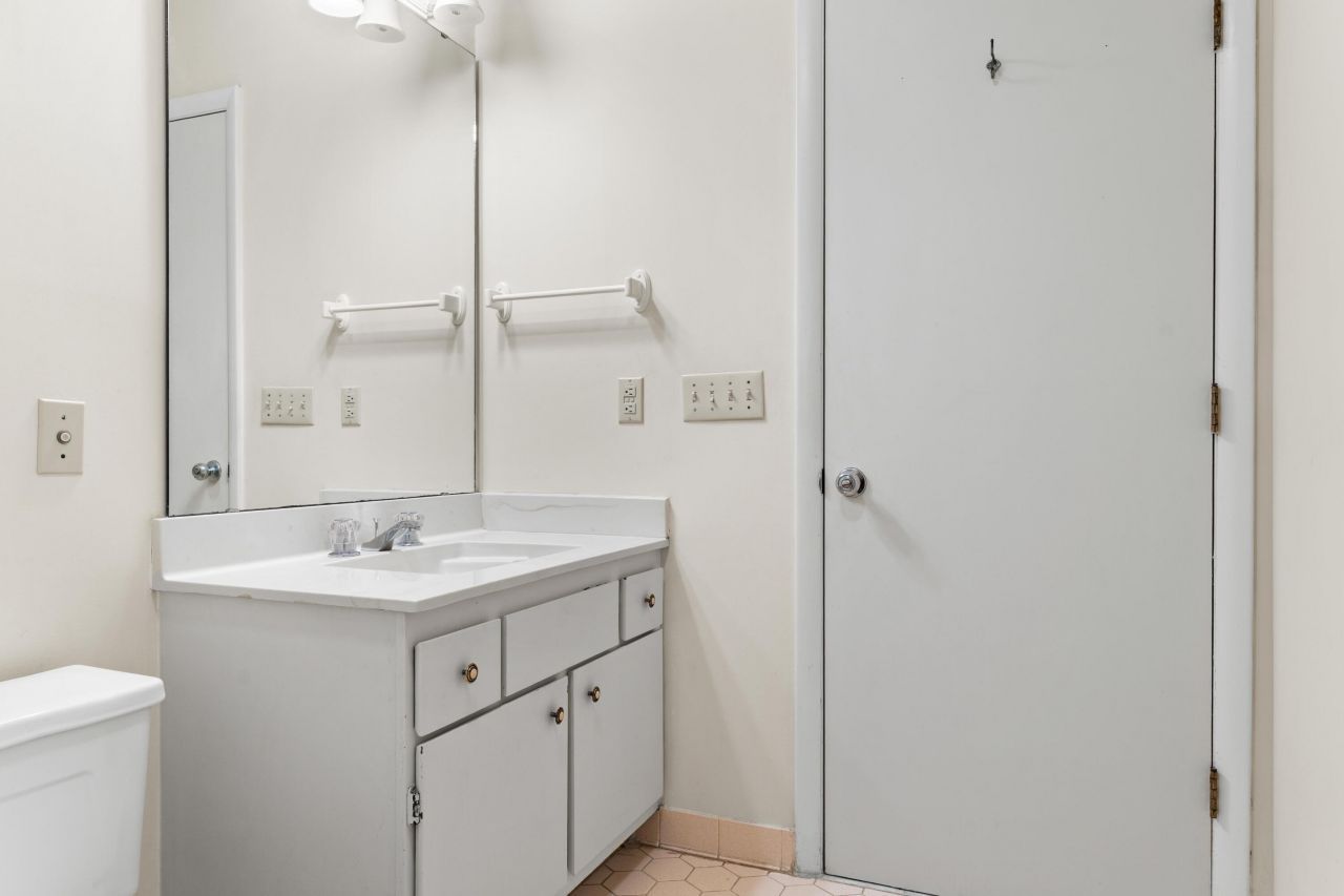 3 Andre Michaux Road Photo 17