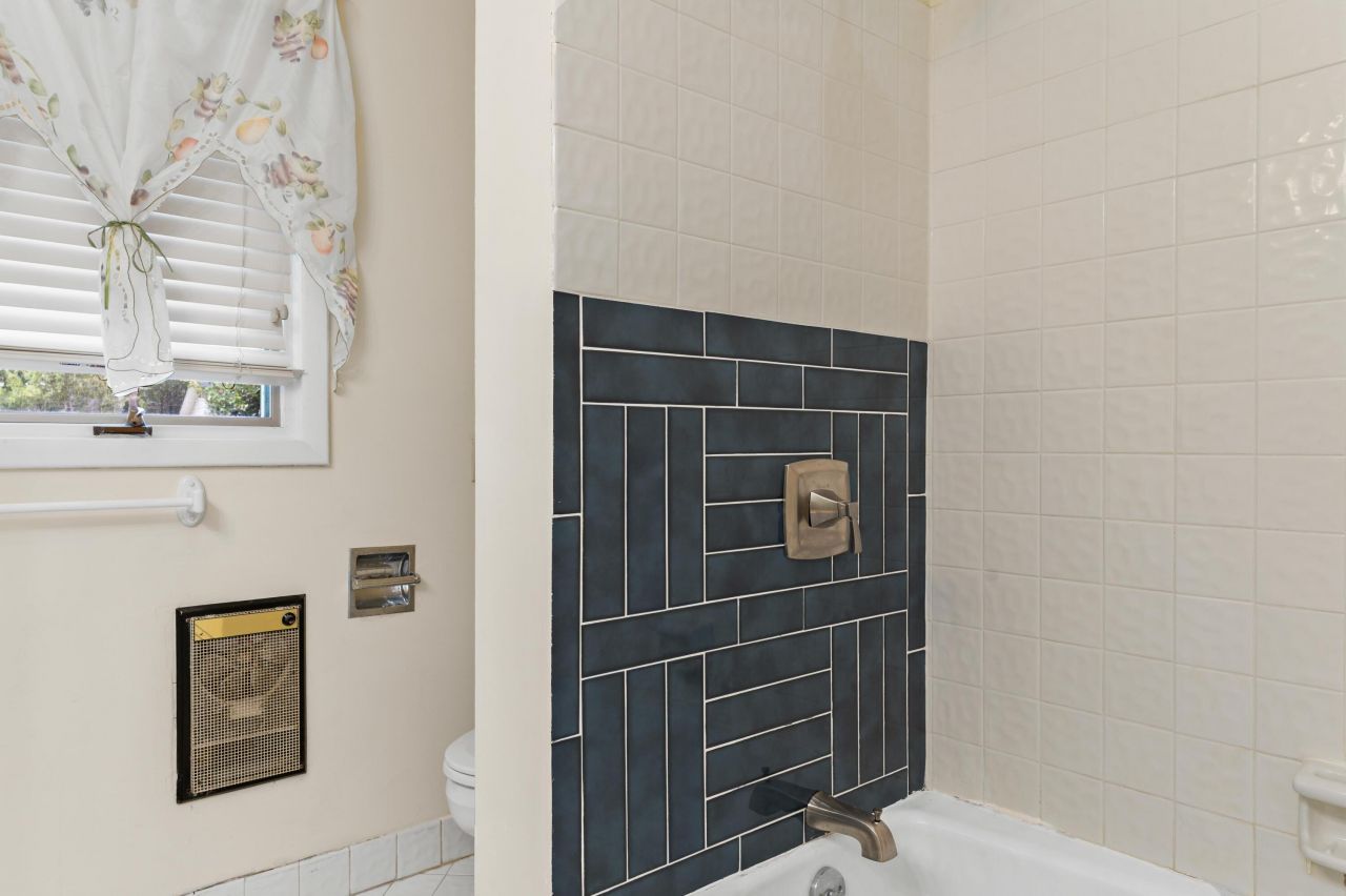 3 Andre Michaux Road Photo 19