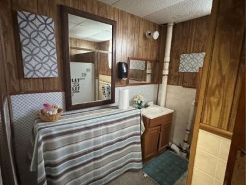 4105 E 114th Street E, Cleveland, OH 44105 Photo 9