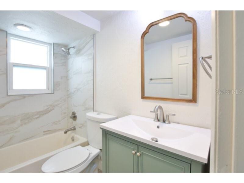 422 Julia Place, Unit C, Sarasota, FL 34236 Photo
