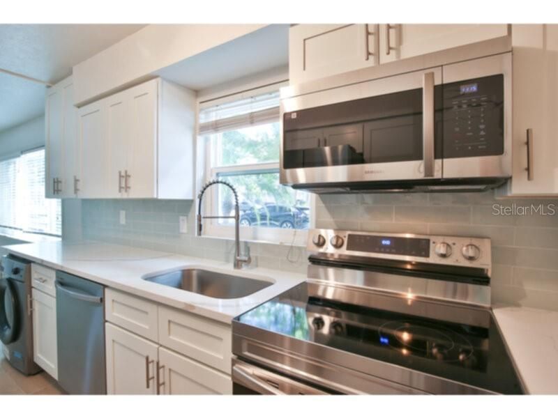 422 Julia Place, Unit C, Sarasota, FL 34236 Photo