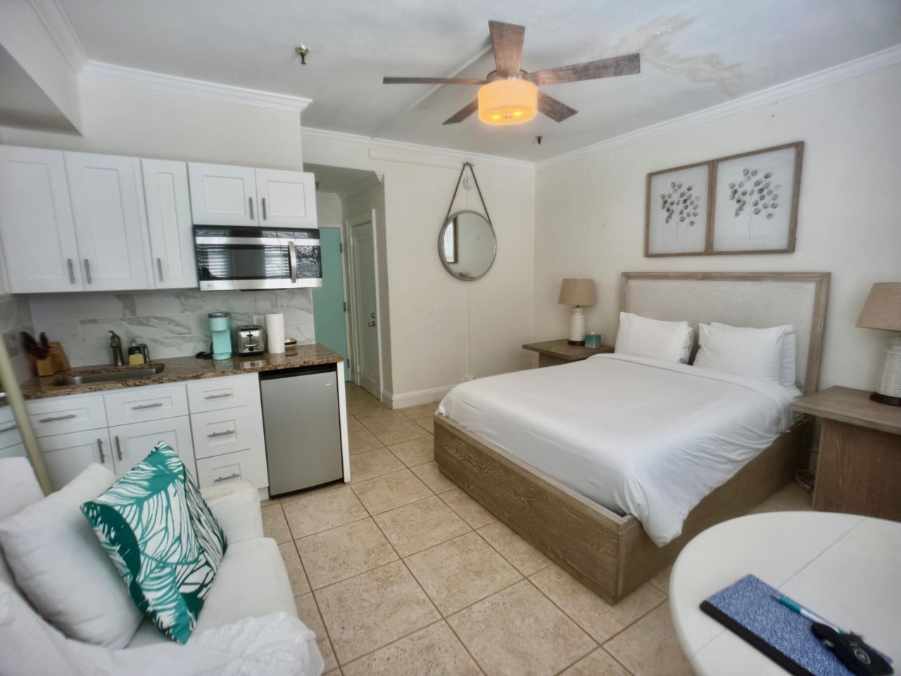 235 Sunrise Avenue, Unit # 200, Palm Beach, FL 33480 Photo