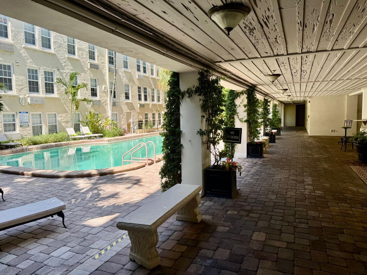 235 Sunrise Avenue, Unit # 200, Palm Beach, FL 33480 Photo