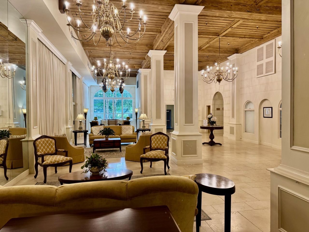 235 Sunrise Avenue, Unit # 200, Palm Beach, FL 33480 Photo