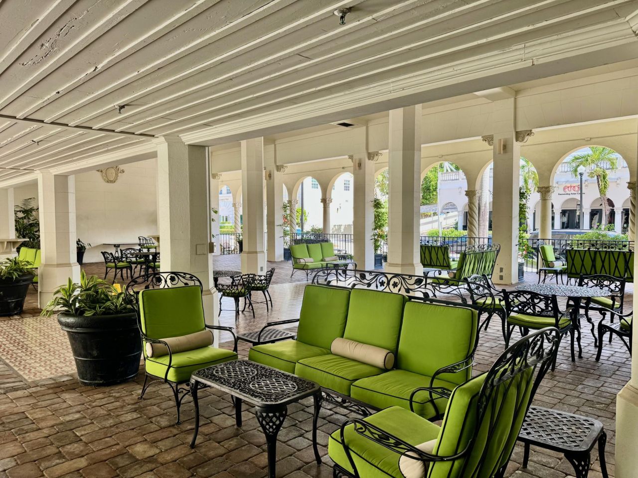 235 Sunrise Avenue, Unit # 200, Palm Beach, FL 33480 Photo