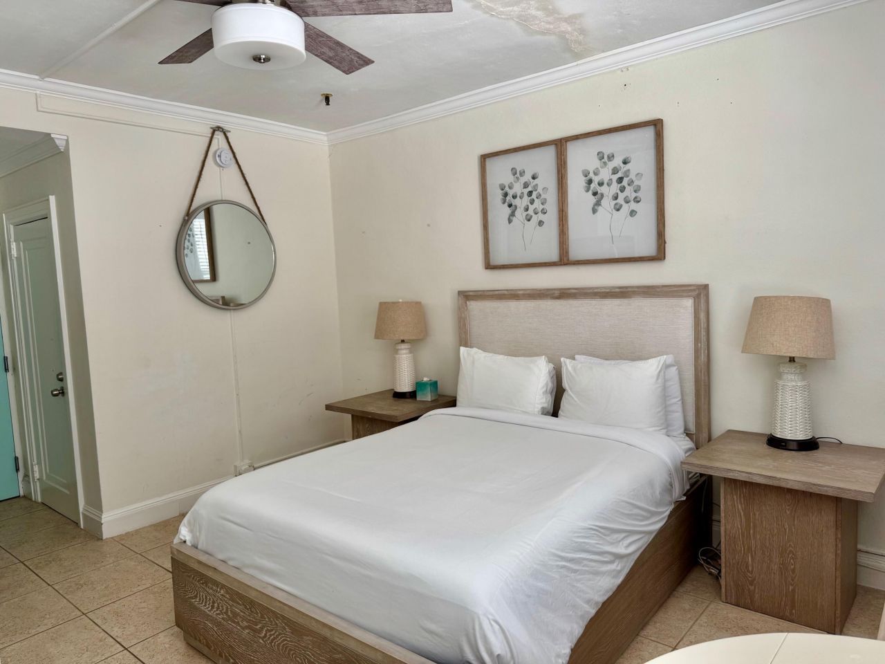 235 Sunrise Avenue, Unit # 200, Palm Beach, FL 33480 Photo